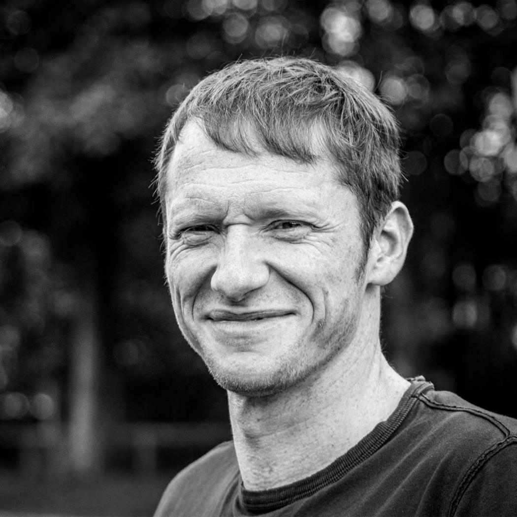 Simon Russell