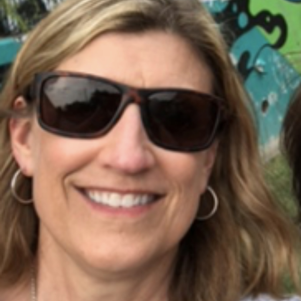 Photo of Lisa Bruce