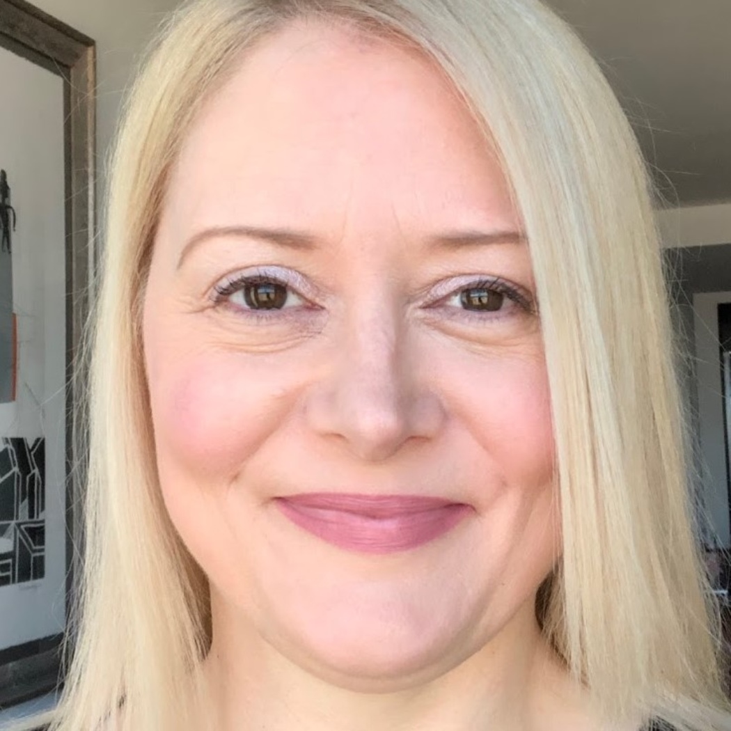 Photo of Claire Robinson